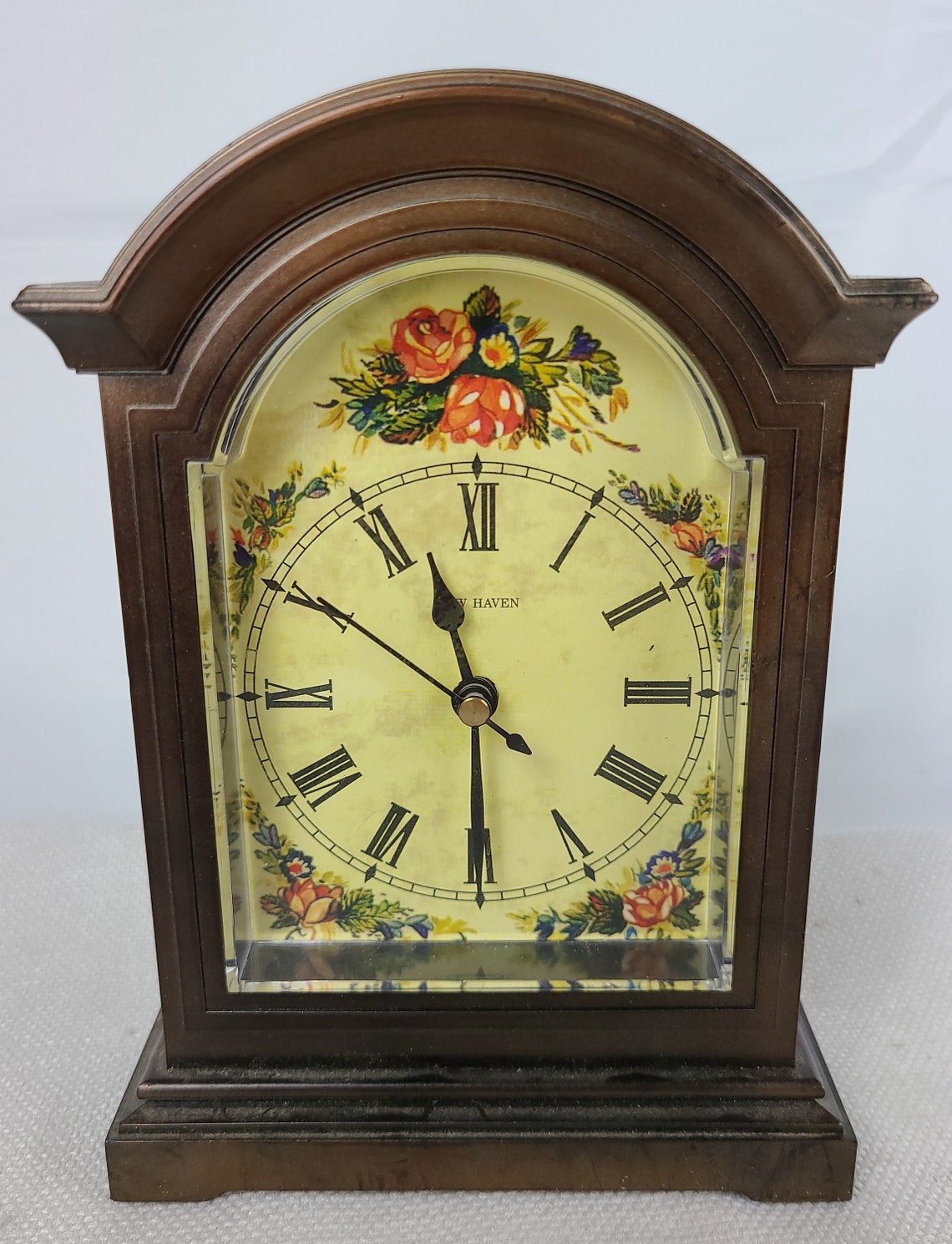 New Haven Quartz Mantle Table Clock Plastic Roman Numerals Etsy