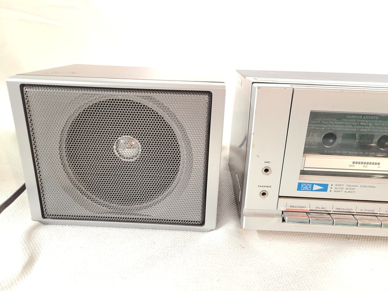 Soundesign 3893 AM FM Electronic Alarm Clock Radio Cassette Etsy