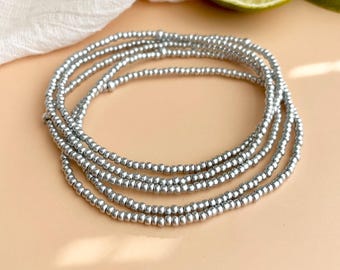 Minimalist Beaded Silver Stretch Bracelet Seed Bead Bracelet Simple Jewelry Layering Dainty Bracelet Lightweight Jewelry Gift Idea for Mom