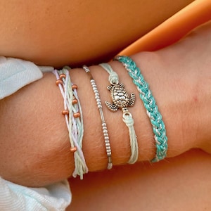 Summer Beach Jewelry Set Adjustable Bracelet Collection Ocean Theme Design Turquoise String Pattern Glass Bead Details Multi Strand Style Turtle Charm Accent Beautiful Beach Fashion Essential Perfect Summer Wear Coastal Style Collection