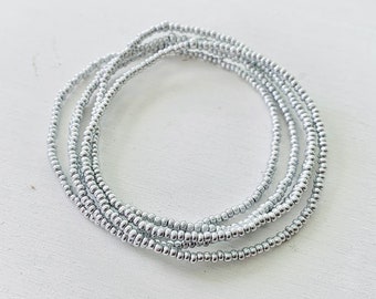 Minimalist Beaded Bracelet, Bracelet Set, Seed Bead Bracelet, Silver Bracelet, Stretch Bracelet, Dainty Bracelet, Simple Bracelet for Women