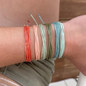 Bracelet surfeur femme Bracelet chaîne réglable bijoux de plage imperméables pour femme Bracelets colorés empilant des bijoux d'été faits main