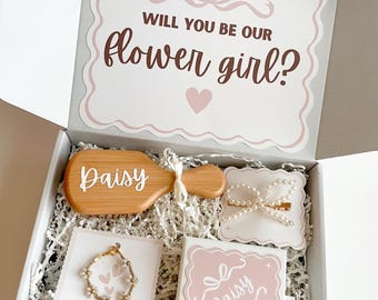 Flower Girl Proposal Gift Box Personalized Name Gift Set for Toddler Will You Be My Flower Girl Jewelry Custom Pearl Bracelet Present Kid