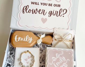 Caja de regalo para propuesta de niña de las flores, set de regalo personalizado con nombre para niña pequeña ¿Quieres ser mi niña de las flores? Pulsera de perlas personalizada, regalo para niña