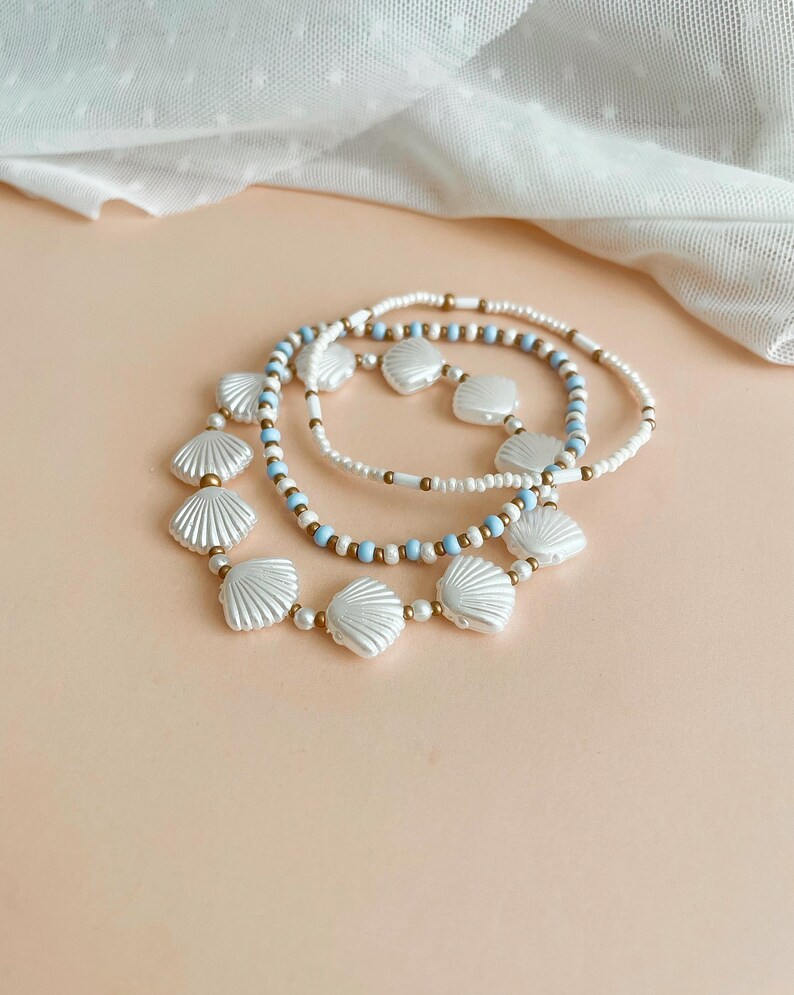 Bracelet extensible empilable, bijoux en perles de coquillages blancs, style plage d'été bleu, perle bohème côtière inspirée de l'océan, ensemble d'accessoires de coquillage de plage image 18