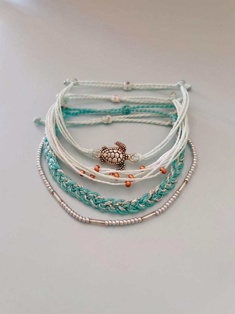Beach Bracelet Set Summer Style Collection Adjustable String Design Ocean Theme Jewelry Turquoise Braided Cord Multi Strand Pattern Turtle Charm Accent Glass Bead Details Boho Fashion Essential Perfect Vacation Wear Beautiful Coastal