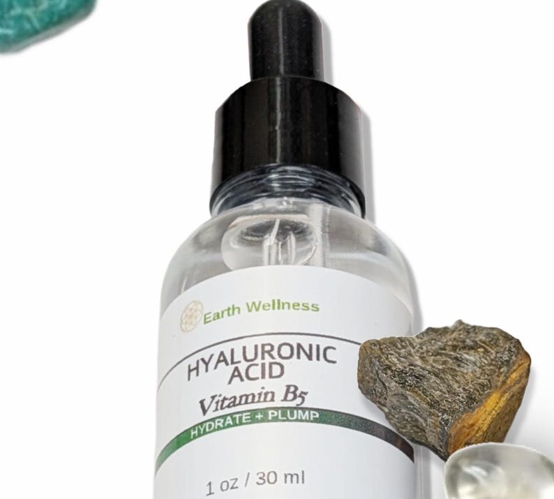 Pure Hyaluronic Acid Serum, Naturally Hydrating and Firming image 3