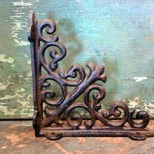 Cast Iron Set/2 Small Ornate Bracket Brace Home Wall Shelf Table Garden Decor