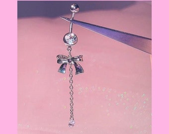 Anneau de ventre Dainty Dangle | Anneau de nombril avec noeud, piercing délicat et minimaliste, esthétique coquette, cadeau de bijoux de corps élégant pour elle