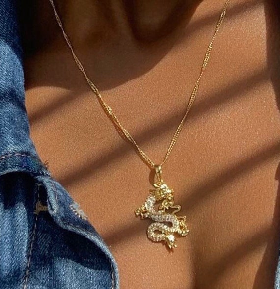 Dragon Necklace 18k Gold Stainless Steel Baddie Dragon Queen