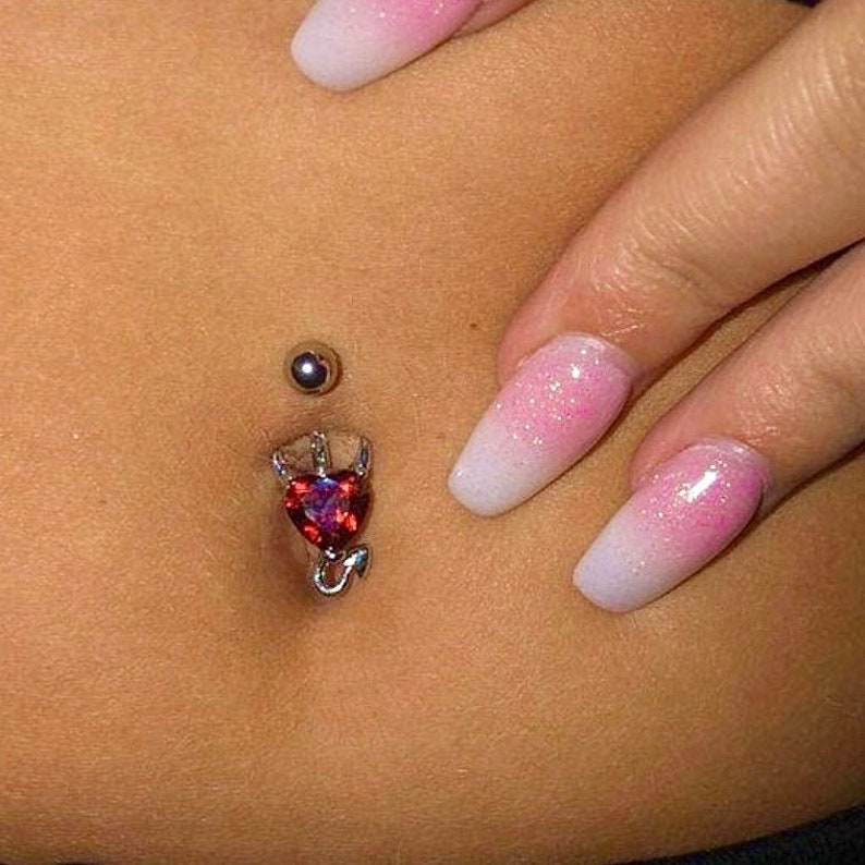 Devil Heart Belly Button Ring - Y2K egirl 90s 2000s - Sexy Body Jewelry - Cute Sparkly Body Jewelry - Surgical Steel - Navel Piercing 