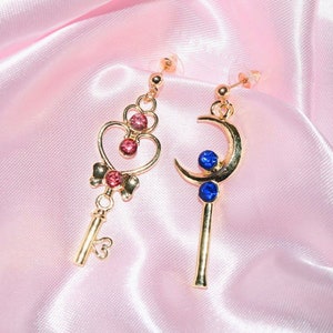 Sailor Moon Style Magic Girl Key Earrings - Feminine Cute Jewelry Pink and Blue Kawaii - Asymmetrical Earrings - Delicate Jewelry Anime