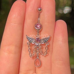 Glittrande ängel-ring i naveln | Handgjord Y2K-piercing med änglaliknande läppar