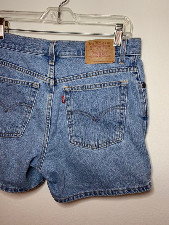 vintage levi jean shorts