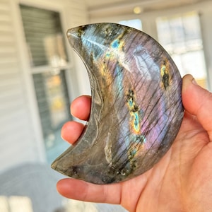 RARE High Quality Handcarved Labradorite Moon | Spectrolite Moon | Colorful Rainbow Lab | Iridescent Feldspar Mineral | Stone Of Magic