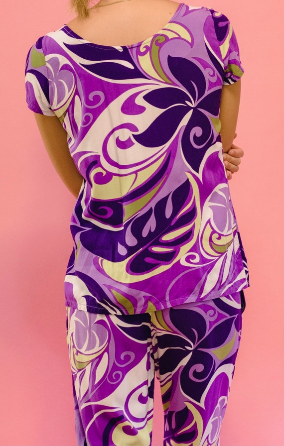 Groovy vintage purple tropical swirl print top an… - image 6