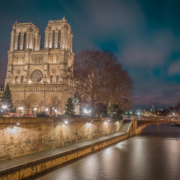 Notre-Dame Cathedral Church Paris France Canvas Photography Metal Print Wall Art Picture Home Decor Poster Landmark