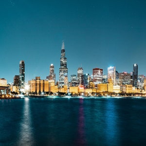 Chicago Skyline Fotografia a colori Stampa su metallo Immagine artistica da parete Decorazione per la casa Poster Punto di riferimento Camera da letto Soggiorno