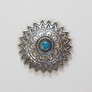 Kingman Turquoise pin Artis: Myron Etsitty