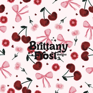 Puede incluir: Un patrón sin costuras con cerezas rojas, lazos rosas y flores rosas sobre un fondo blanco. El texto "Brittany Frost designs" está centrado en el patrón.