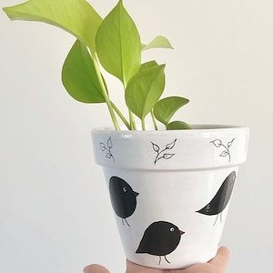 Bird pot - handpainted, terracotta 12cm pot. Terracotta pot, bird Planter, bird decor, antique pot, black and white pot, handpainted pot