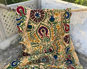 Suzani Handstickerei Vintage Kantha Quilt Wandbehang & Tischdecke Suzani Tagesdecke Boho Dekor usbekische Suzani Stickerei