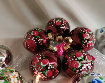 Christmas tree balls burgundy red