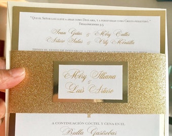 Invitaciones de Boda Personalizadas . Gold  Elegant Modern Wedding Invites. Design with Glitter Wrap and Custom Names Tag Invitacion Dorada