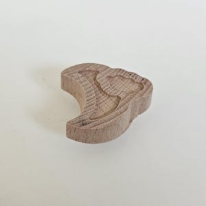 Solid Beech Cloud & Moony Shaped Drawer Knob - Baby and children&#39;s room HANDLES for dressers and cupboards - 4 PIECES