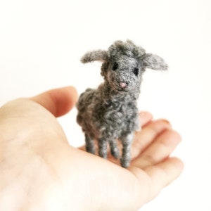 Lamb Sheep skulpture, Easter table decoration, Beautiful natural wool home decor, Unique table decor figurine, Needle Felted Art image 9