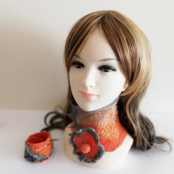 Handmade felted merino wool scarf, Gray orange nuno short scarf with bracelet, Neck accessory, Scarf collar, Scarf with felted brooch flower