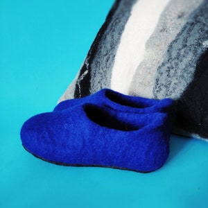 Toddler woolen slippers with sole, Kids house shoes, Home boots, Felted slippers, Children's slippers, Gift for child Size: EU30, US12, UK11