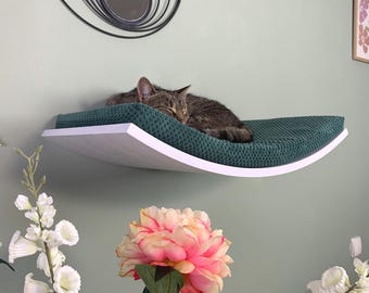 Sophisticated Cat Furniture: Floating Wooden Perch with Removable Cushion Cover