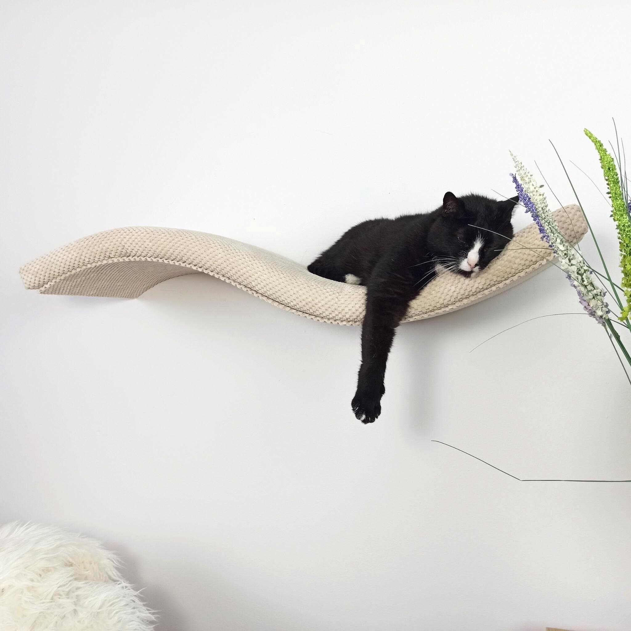 Purr-Fect Hideaway Floating Cat Perch Shelf With Removable Cushion Pad