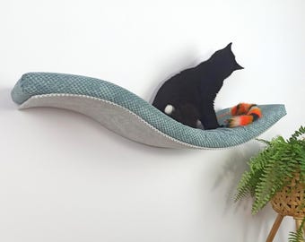 Large Cat Haven: Wall-Mounted Floating Bed with Washable Pillow - Stylish & Functional