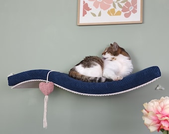 Cat-Approved Comfort: Wall-Mounted Shelf with Washable Pillow Cover for Your Purrfect Pal