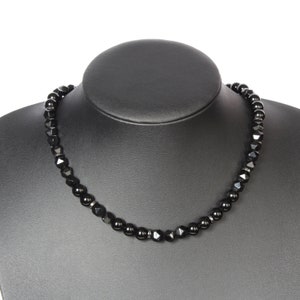 Cadeau de sobriété pour femme, collier en code Morse un jour à la fois, cadeau d'anniversaire sobre, cadeau de récupération d'une dépendance, bijoux de collier de sobriété Dark Gray Hematite