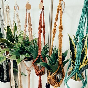 Macrame Plant Hanger Planter | Handmade Modern Macrame Boho Crown Plant Hanger Planter
