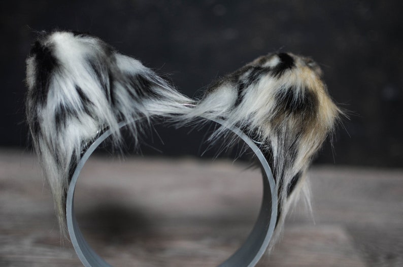 Ounce Ears and Tail Set of Snow Leopard