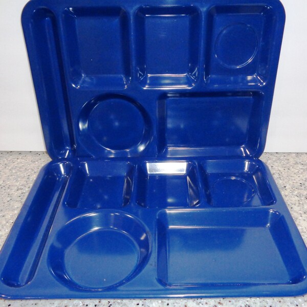 Two Texasware blue trays. Vintage Texasware. Good condition.