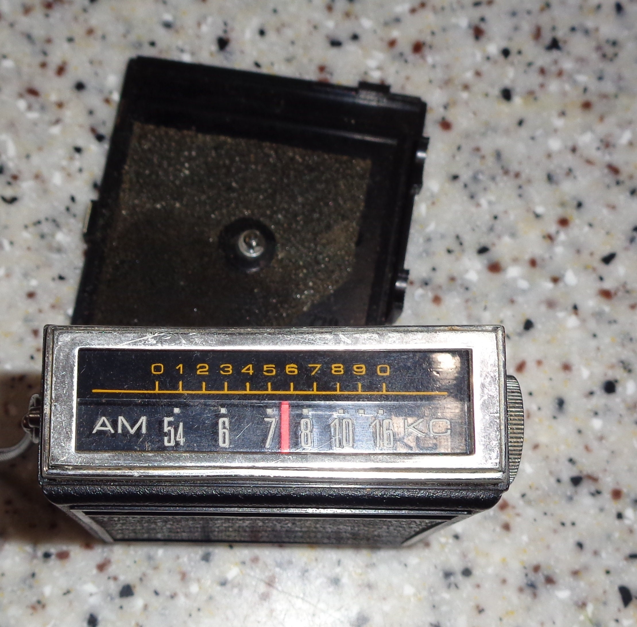 Standard Radio of Japan Micronic Ruby Series AM Radio One of the