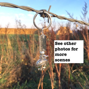 Lewis Carroll key ring - other scenes  available