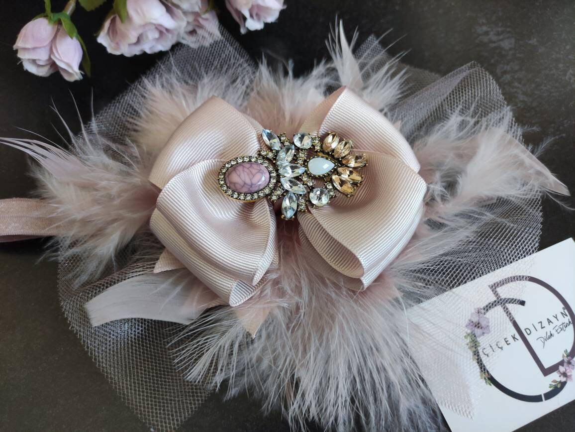 Mauve Lace Baby Headband: Feather & Tulle Birthday Crown - Etsy display picture 3