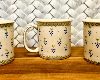 Vintage Handmade Polish Pottery Boleslawiec Blue and Green Berry Mug (Set of 3)