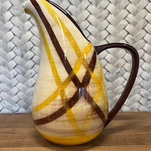 Vintage Mid Century Modern Vernon Kilns Organdie Pattern Water Pitcher