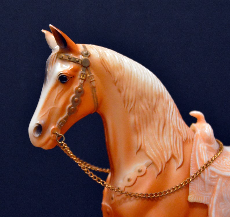 Retro Style Custom Palomino Horse Clock Etsy