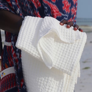 Bath towel. Linen towel SET in waffle. White linen towel. Face, hand, body towels. Absorbent bath sauna, beach towel. Gift for her. image 3