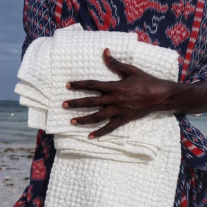 Bath towel. Linen towel SET in waffle. White linen towel. Face, hand, body towels. Absorbent bath sauna, beach towel. Gift for her. image 1