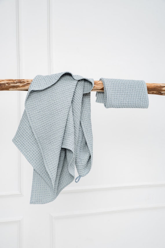 Blue Linen Waffle Towel: Hand, Body Linen Towels. Ice Blue Linen Towels.  Bath, Beach, Spa Towel. Quality Bath Linens. 