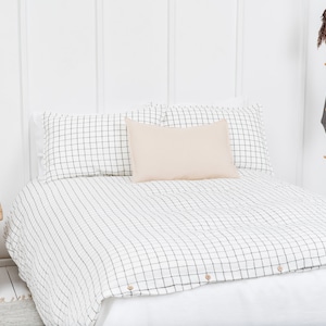 Linen bedding set in white-black checks patters duvet cover 2 pillowcases. Queen linen bedding. King linen quilt. image 2